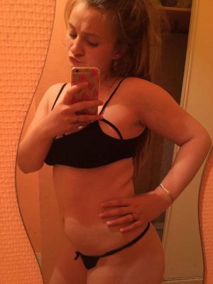 Narcisa outcall escort in Colchester, UK
