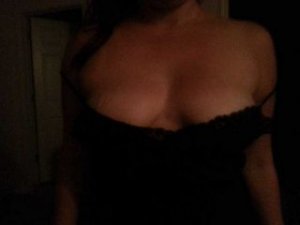 Lauraleen rencontre sexe à Artigues-près-Bordeaux, 33